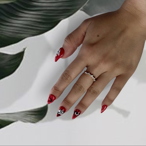 2/$20 ⊹ DAINTY PRINCESS CROWN JEWEL GOLDEN RING - Picture 3 of 3